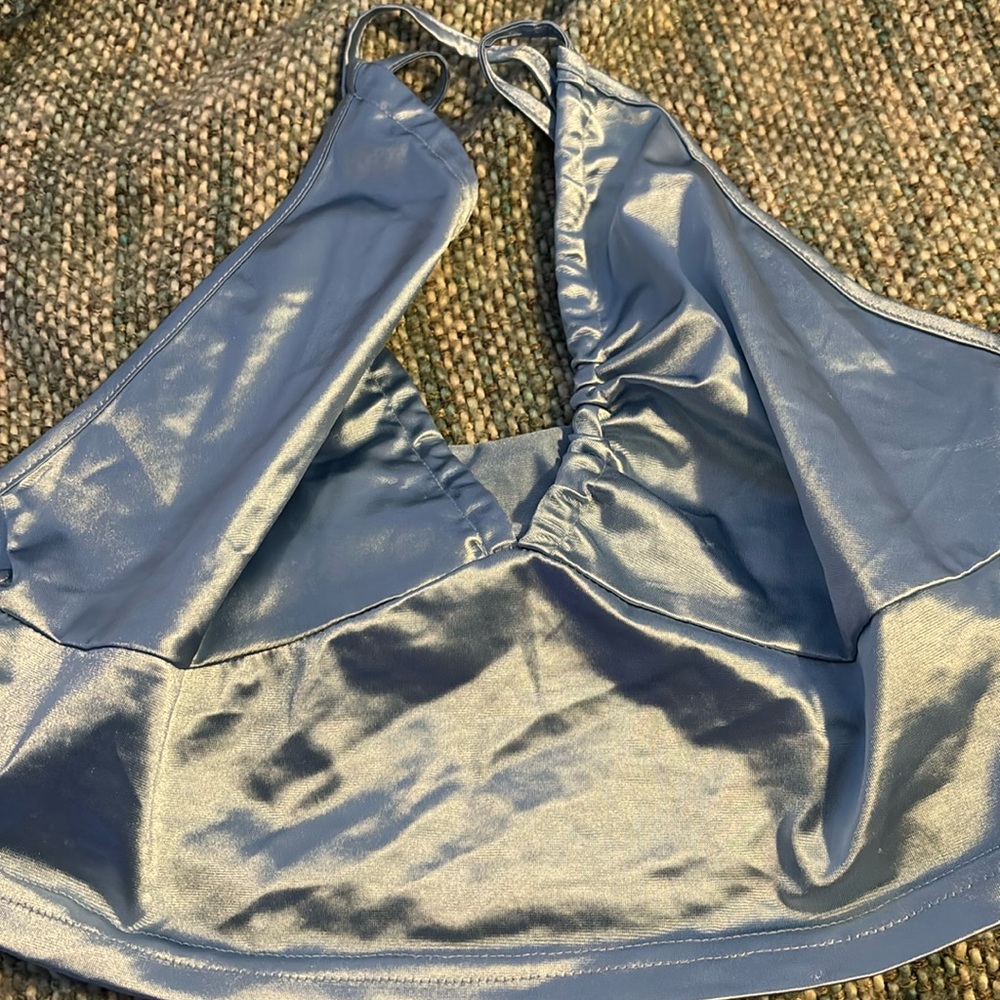 halter top - Picture 3 of 5